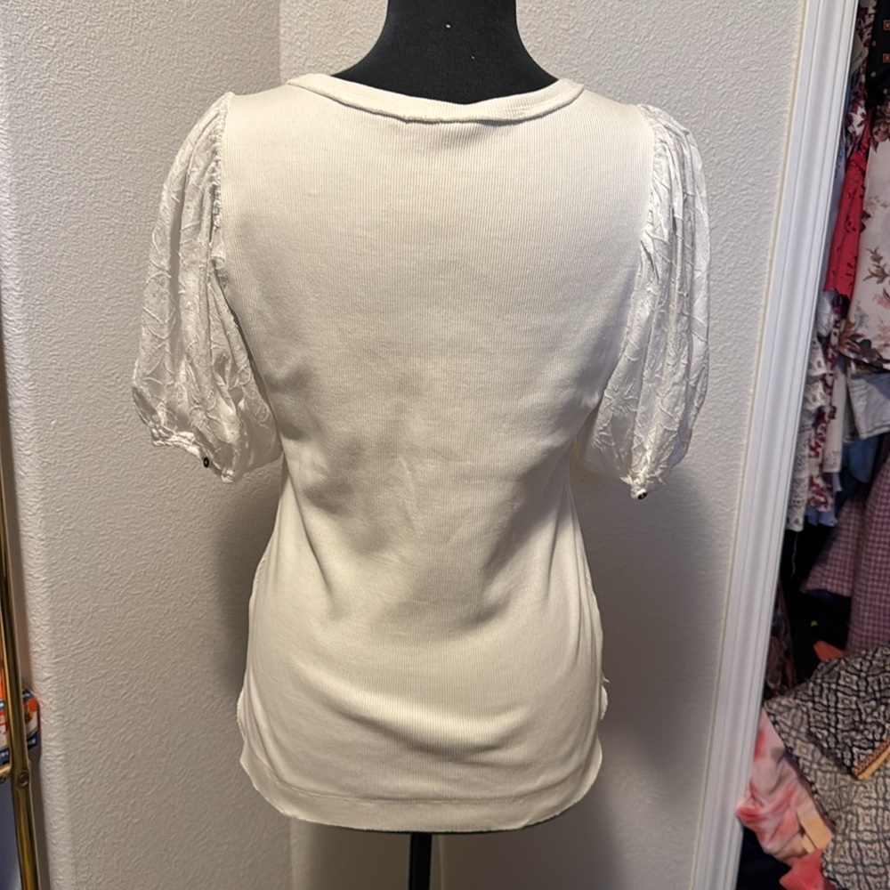 Pilcro White Puff-Sleeve Button Front Top - Picture 8 of 13